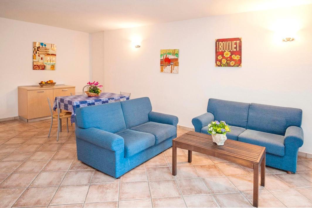 Residence Lu Soli Budoni Affitti Esterno foto