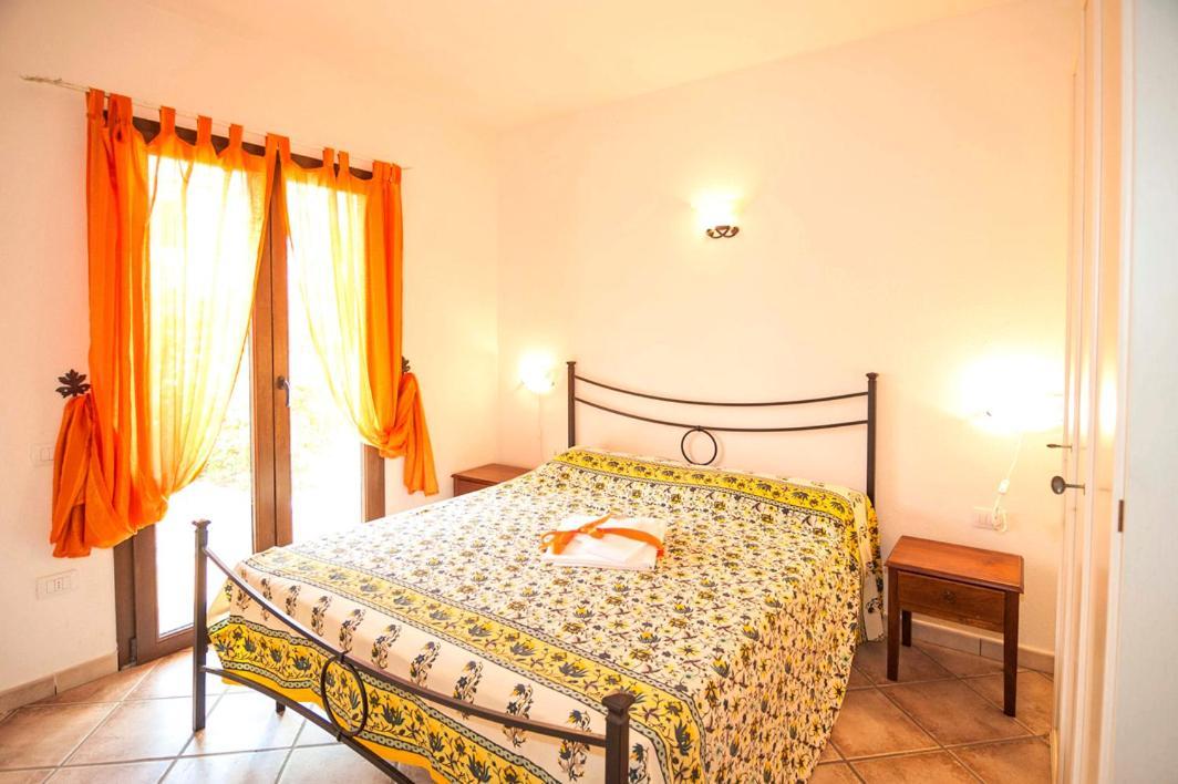 Residence Lu Soli Budoni Affitti Esterno foto