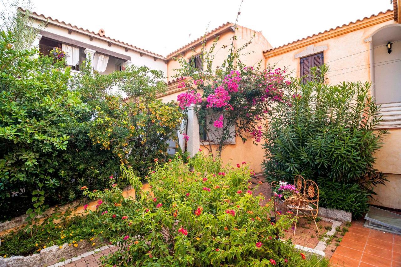 Residence Lu Soli Budoni Affitti Esterno foto